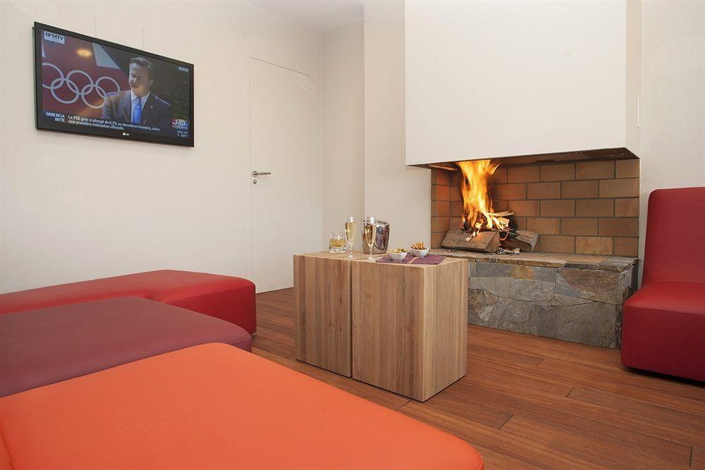 Hotel Le Grand Tetras Font-Romeu-Odeillo-Via Exterior photo